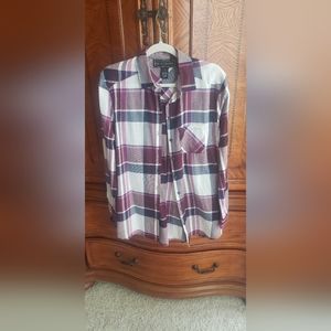 Polly & Esther Plaid Flannel Top Size S
